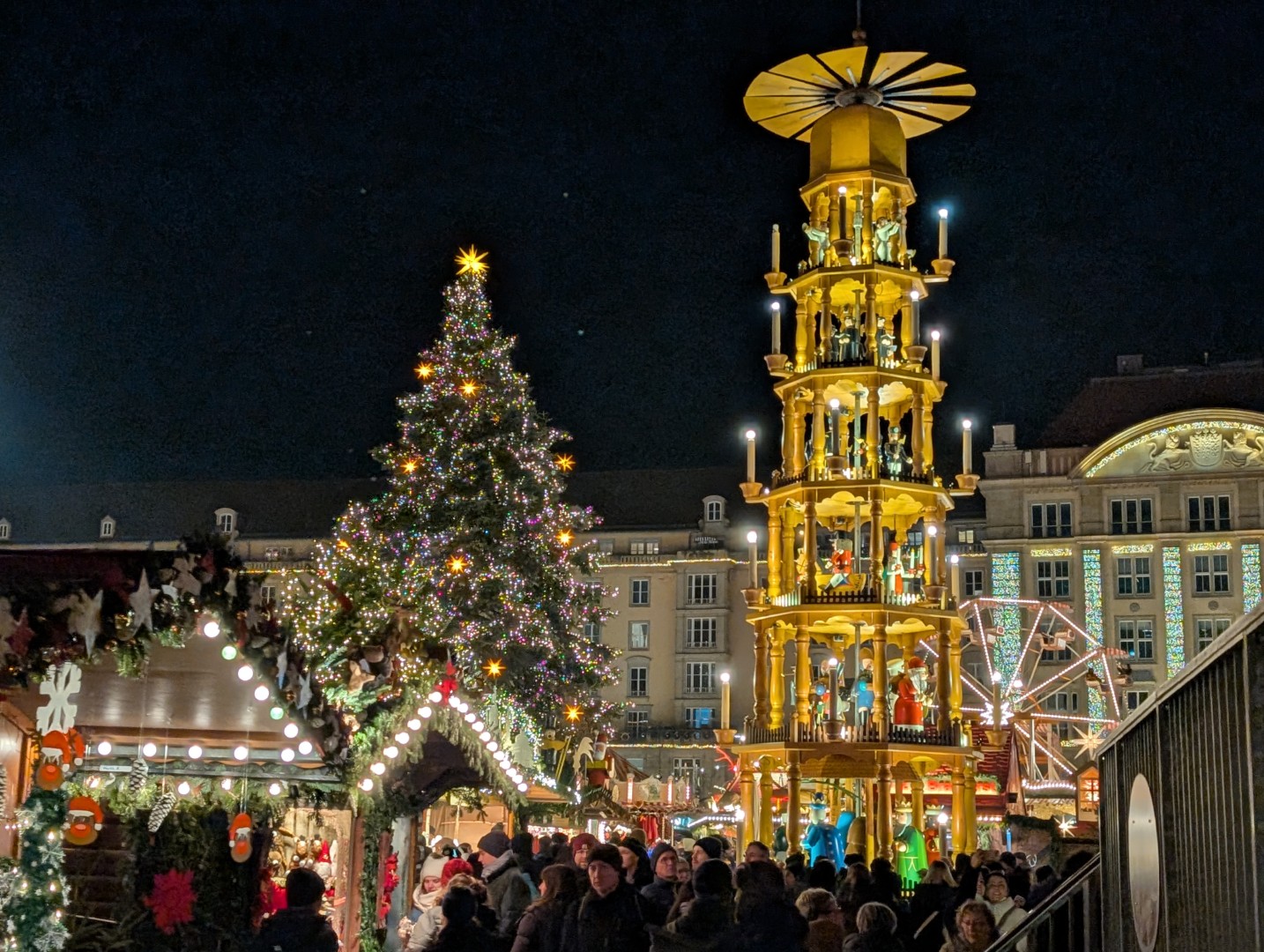 A Trail of Castles and Christmas Markets